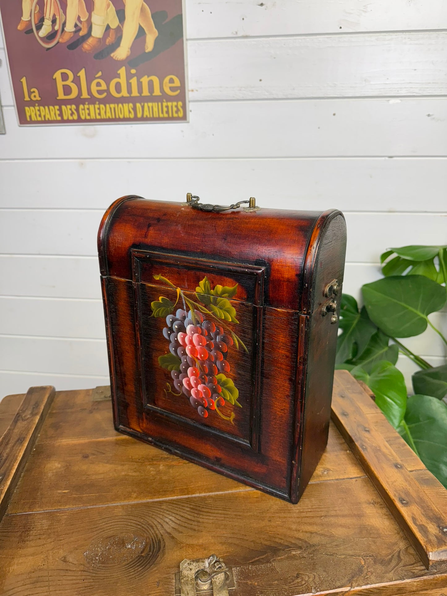 Vintage Wooden Wine Box Chest Triple Bottle Hinged Hand Painted Decorative Display