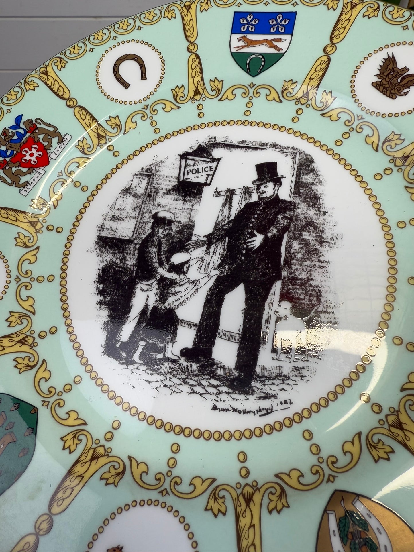 Royal Worcester Fine Bone Plate Leicestershire Constabulary Gala Day Police Collectible