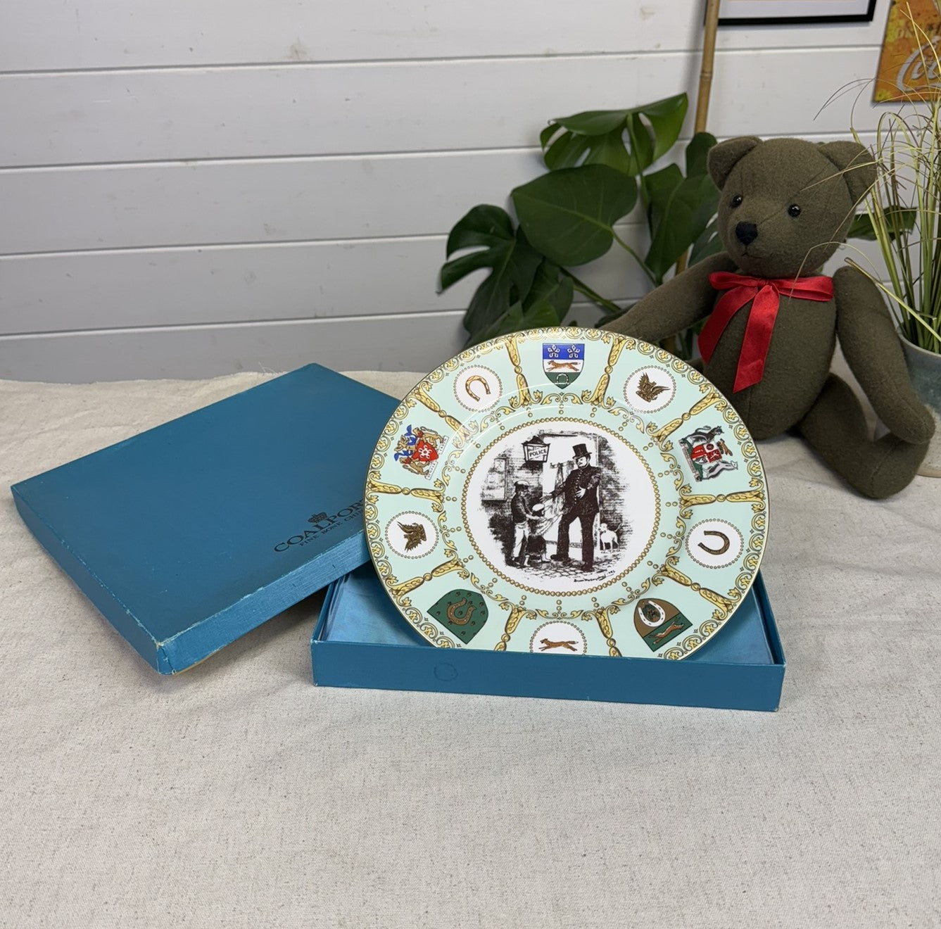 Royal Worcester Fine Bone Plate Leicestershire Constabulary Gala Day Police Collectible