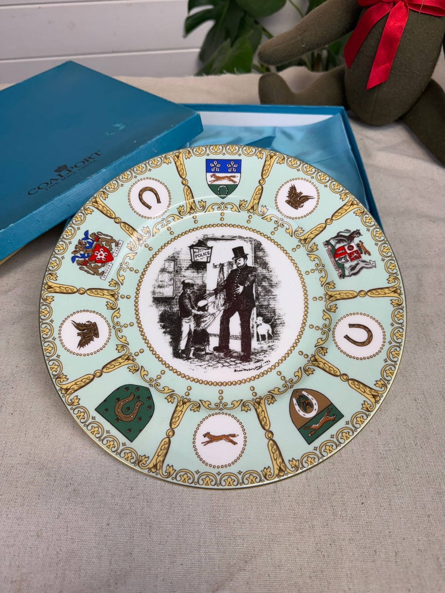 Royal Worcester Fine Bone Plate Leicestershire Constabulary Gala Day Police Collectible