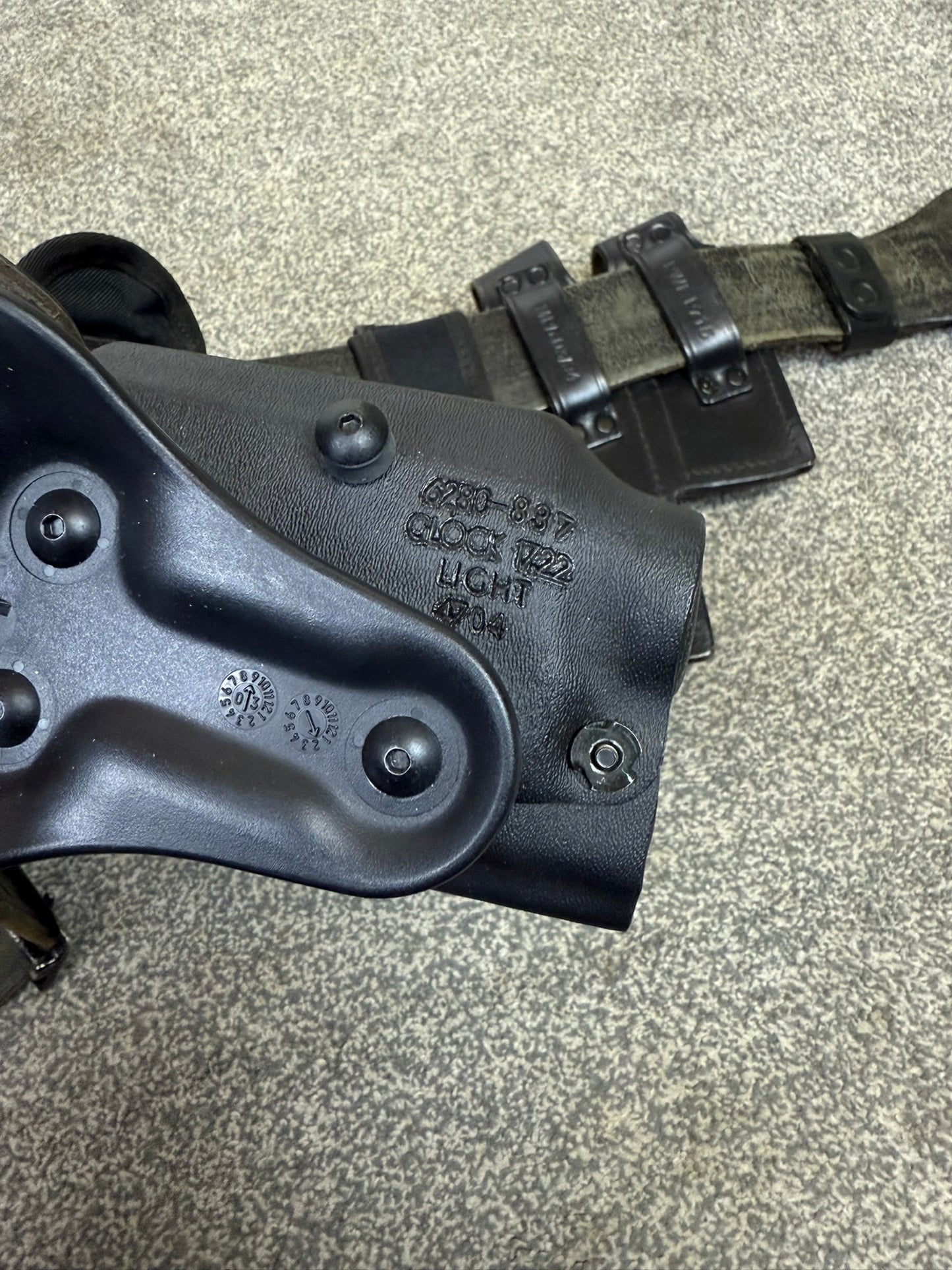 Ex Police Firearms Leather Duty Belt With Pouches Genuine Collectible Cosplay Film Display Security