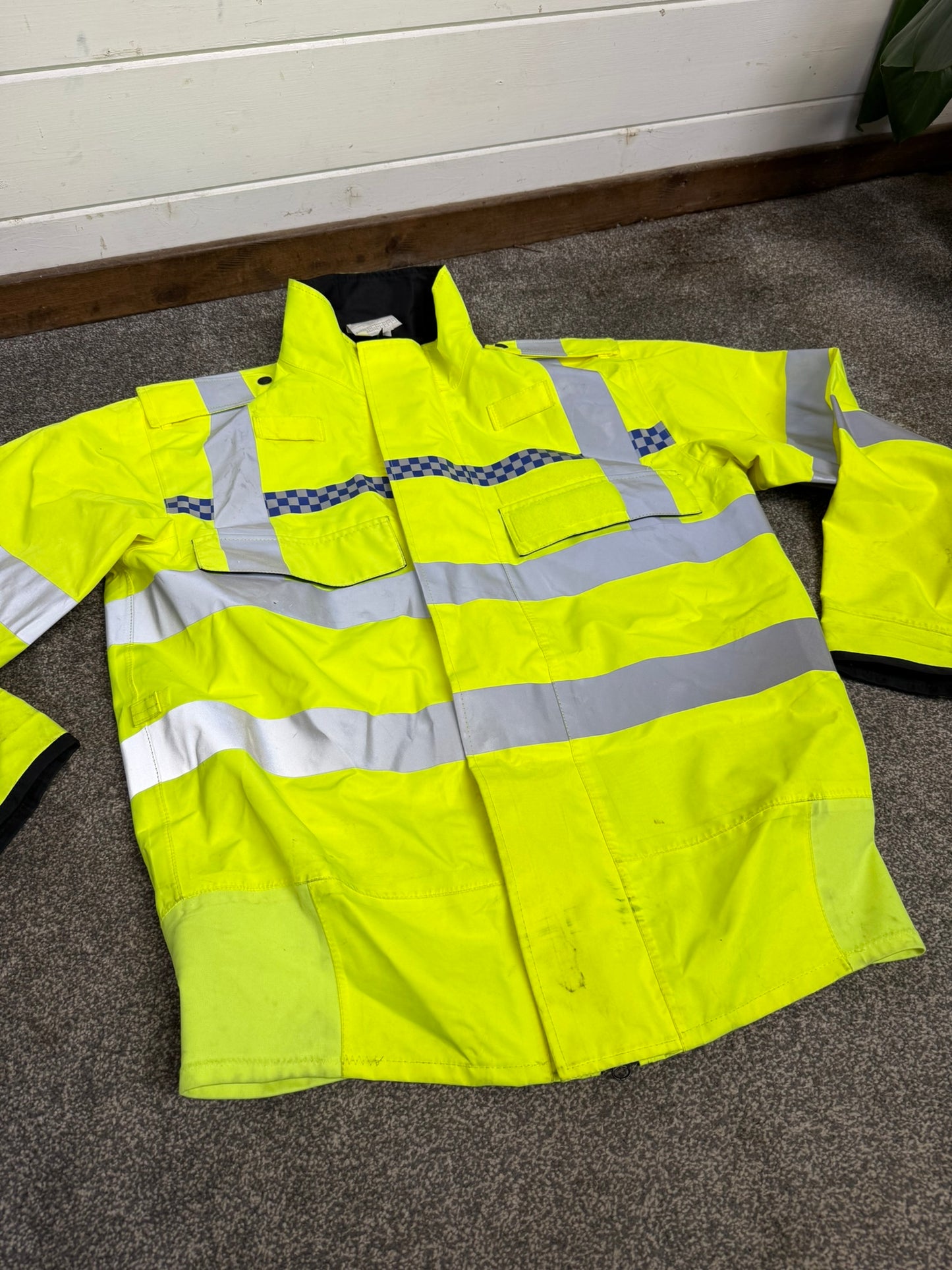 Ex Police Hi Vis Waterproof Bomber Jacket Coat Medium Security Walking Riding