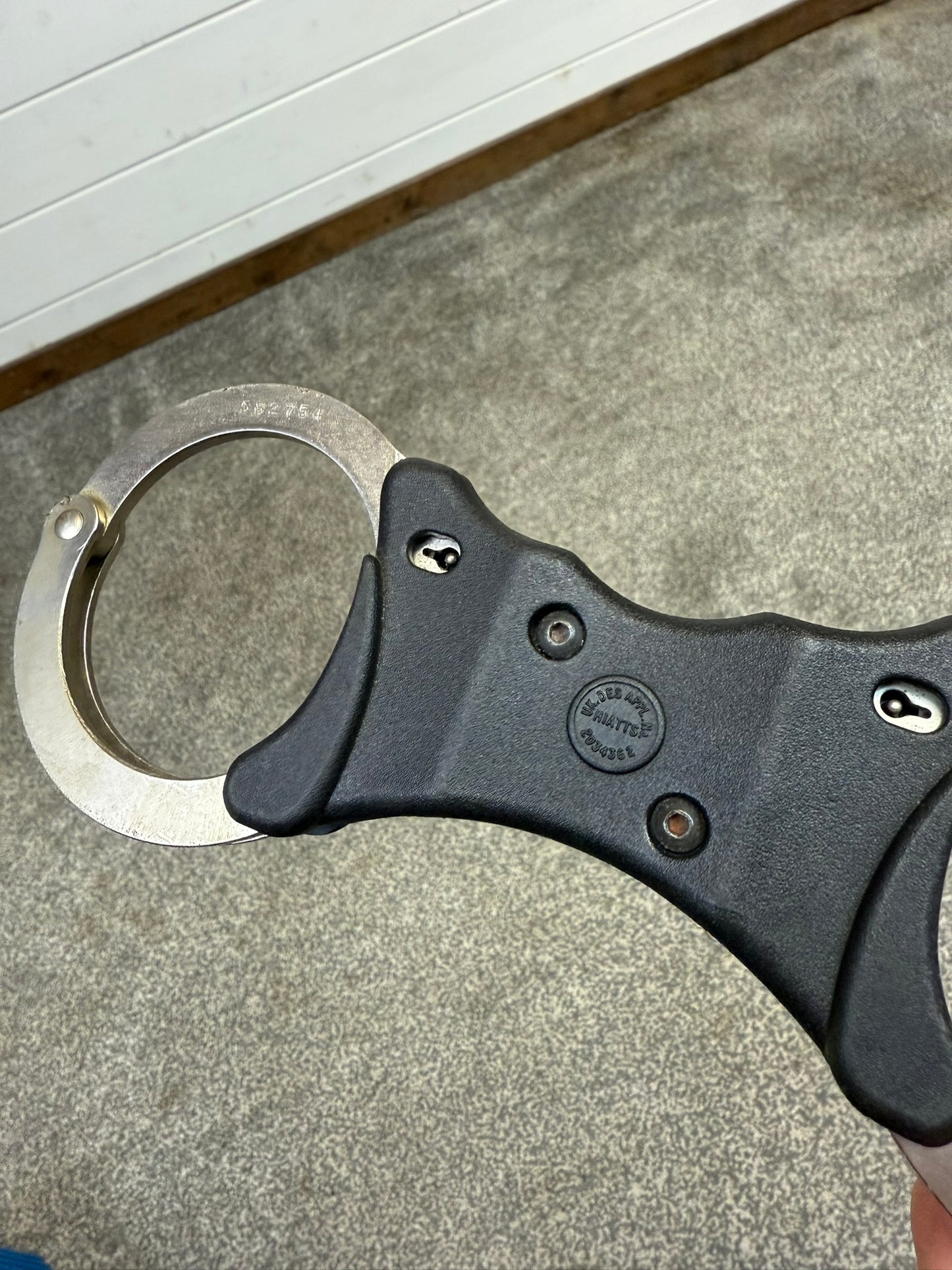 Ex Police Hiatt Rigid Handcuffs With Serial Security Cuffs Displays Collectible