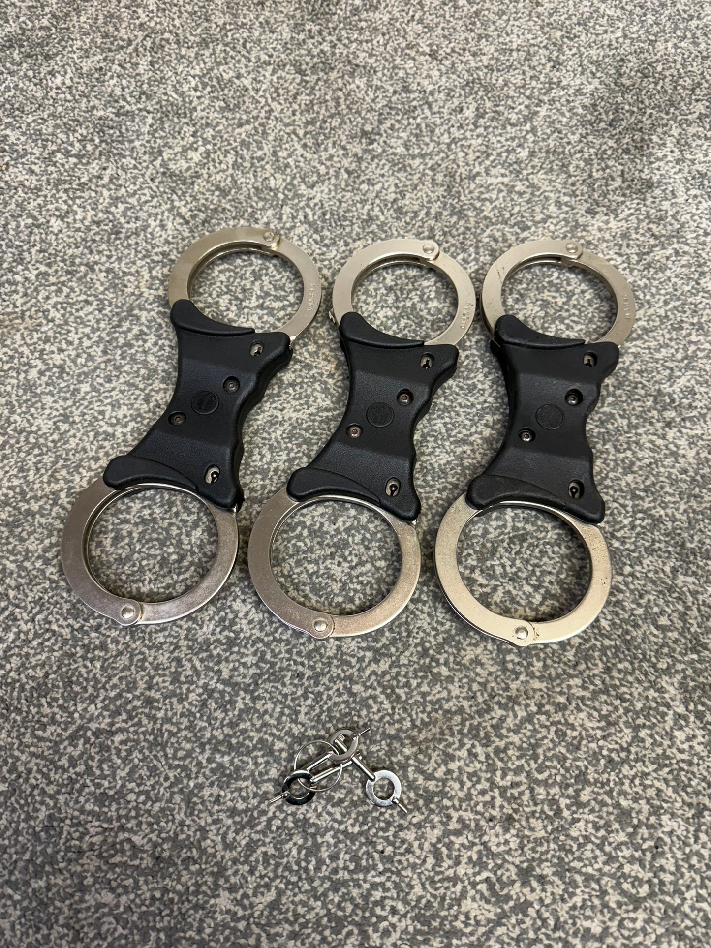 Ex Police Hiatt Rigid Handcuffs With Serial Security Cuffs Displays Collectible