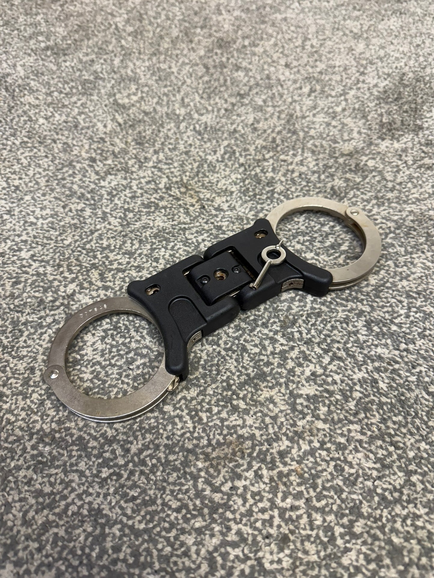 Ex Police Folding Hiatt Handcuffs Hinged Cuffs & Key Security Collectible