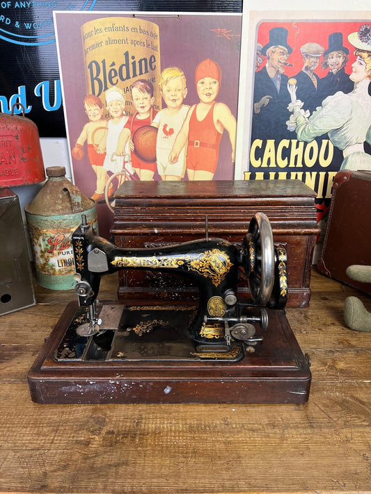 Vintage Singer Sewing Machine Hand Crank Coffin Case Working - Dates 1899 Rustic Home Decor