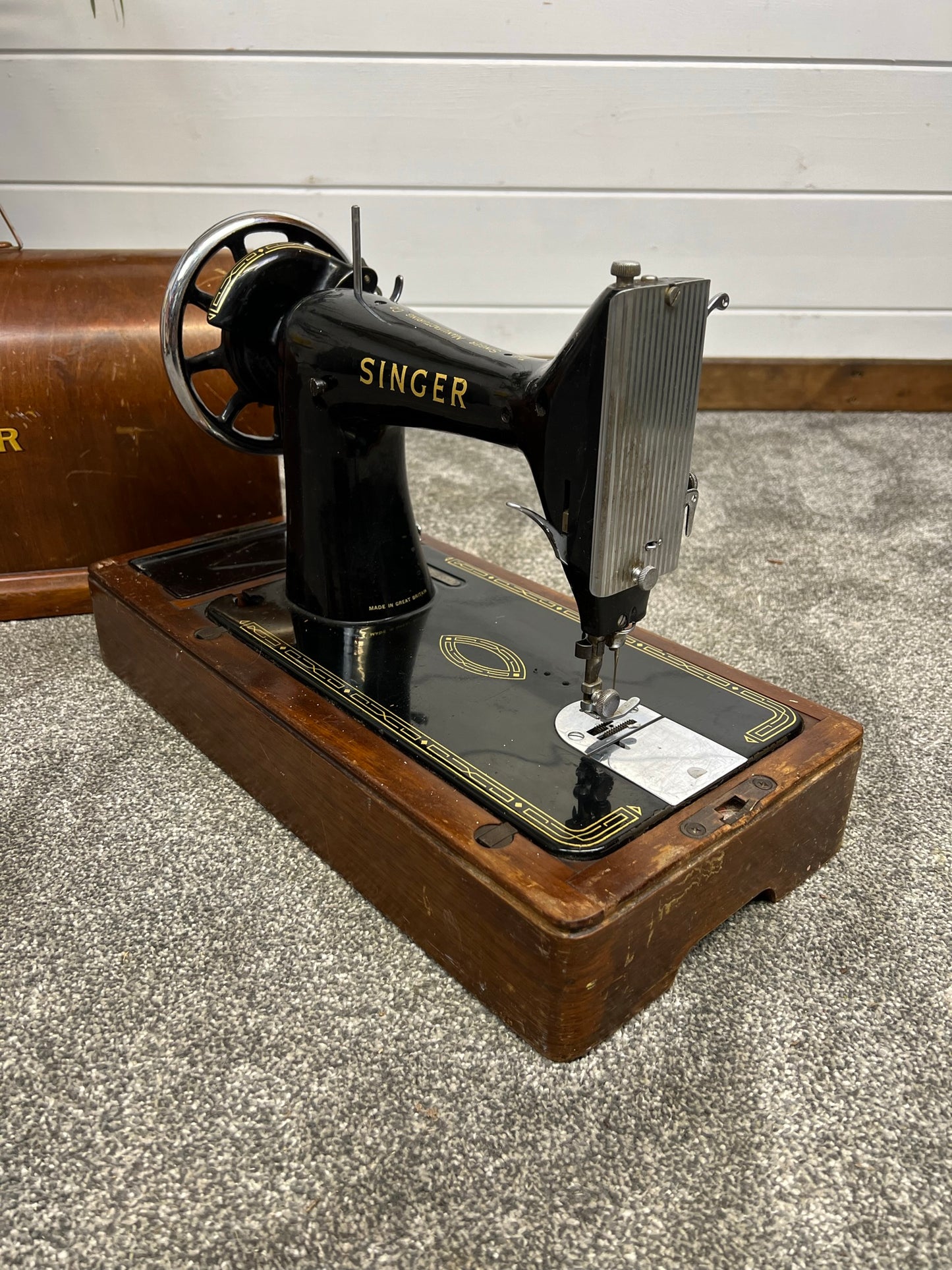 Vintage Singer Sewing Machine 99K Dates 1954 With Wooden Case