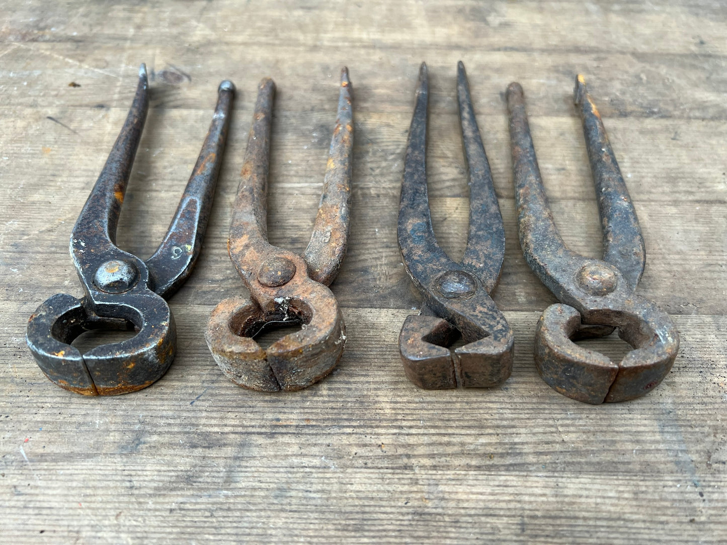 4x Vintage Cobblers Nail Pincers Puller Grips Nippers Cutters