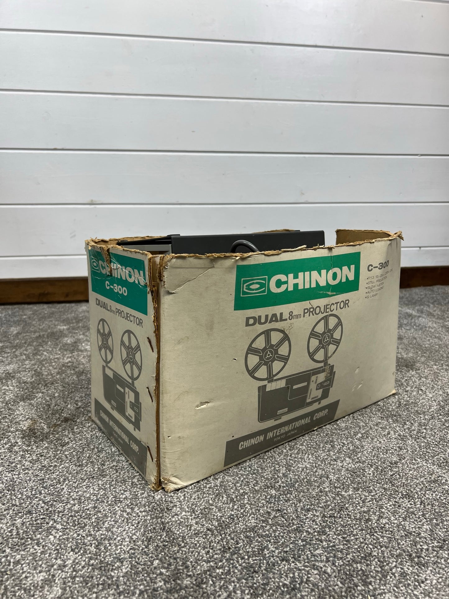 Vintage 1970's Chinon C300 Cine Film Dual 8mm Projector In Good Working Order