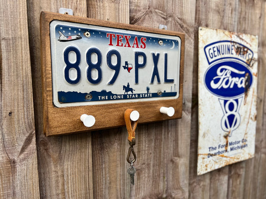 Wooden Texas License Plate Key Holder USA Key Coat Hook Rustic Retro Decor