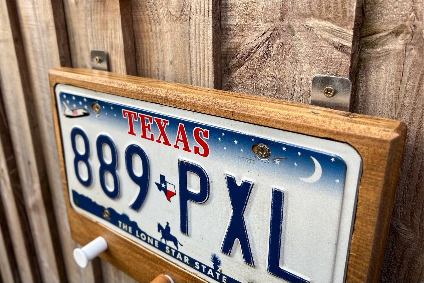Wooden Texas License Plate Key Holder USA Key Coat Hook Rustic Retro Decor