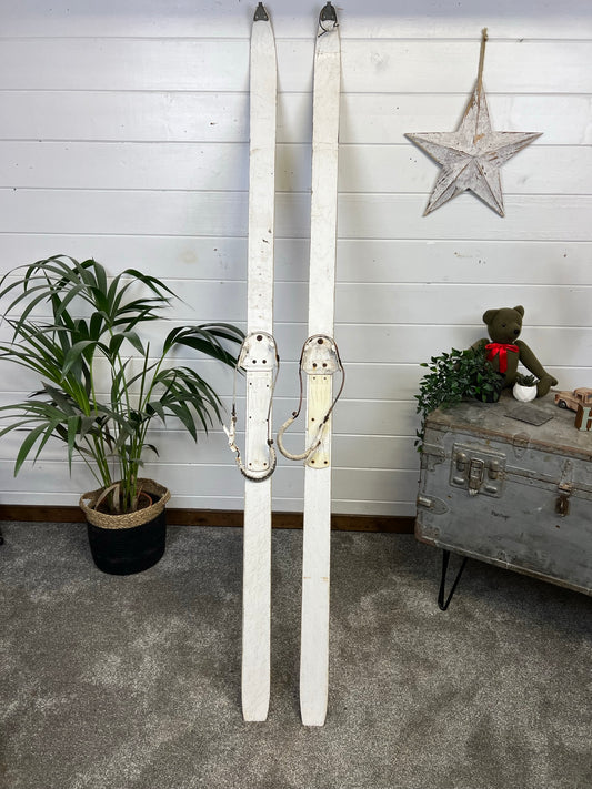 Vintage Rustic Skis 190cm Reclaimed Army Rustic Winter Snow Wedding Decor