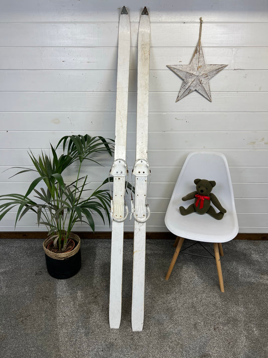 Vintage Army Military Skis 190cm Reclaimed Rustic Nordic Mountain Ski Display Wedding Decor