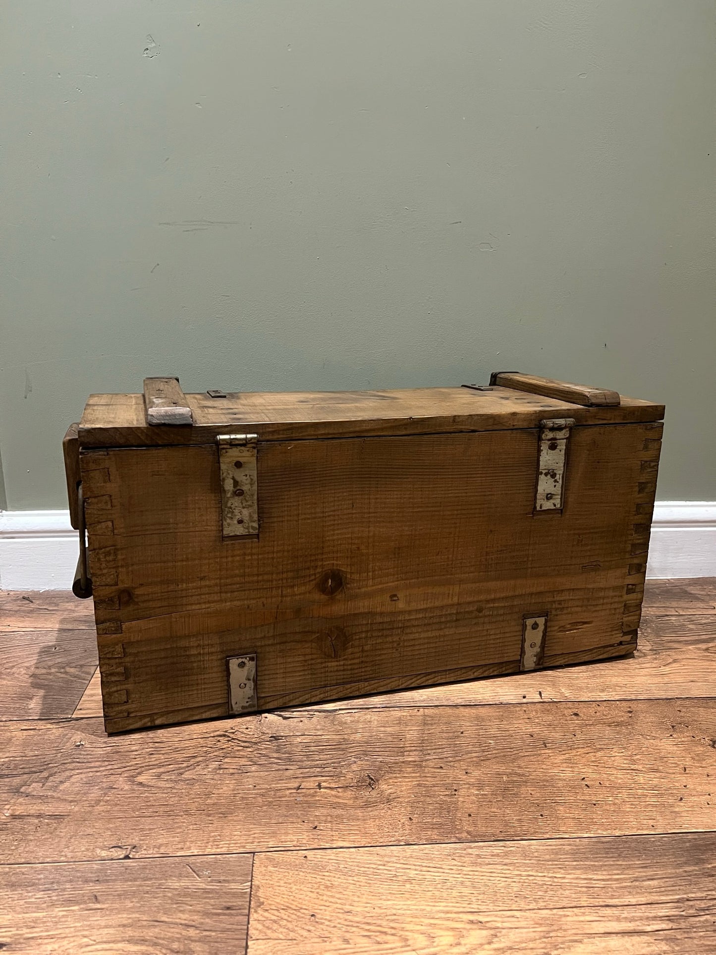 Wooden Ammo Box Vintage 1985 Rustic Storage Toy Chest Industrial Trunk Coffee Table