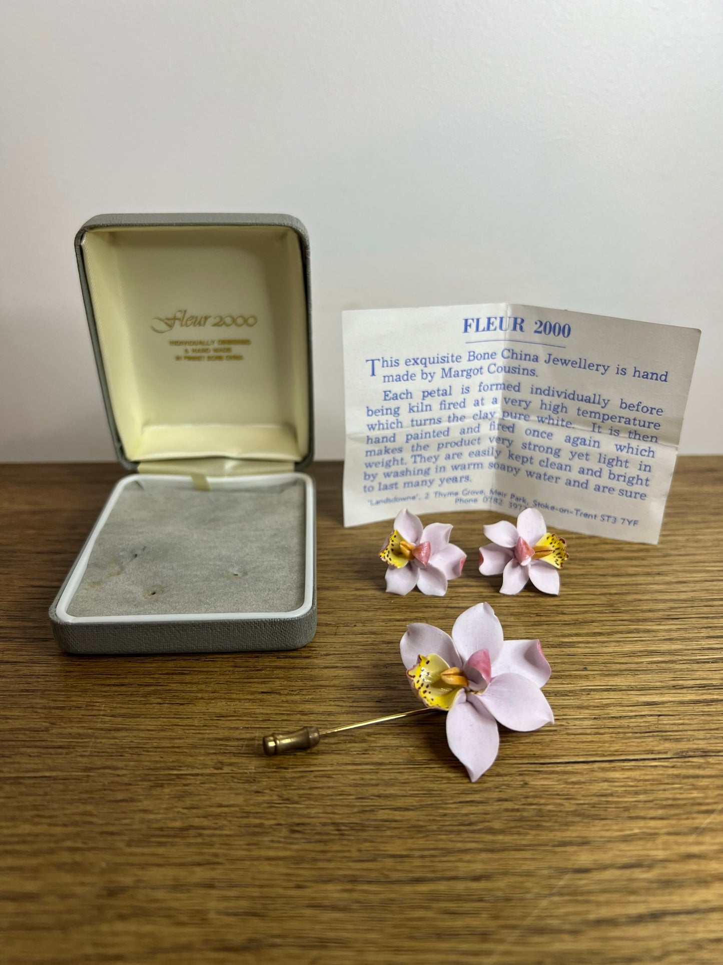 Fleur 2000 Margot Cousins Bone China Stick Pin Brooch & Earring Set Vintage Orchid