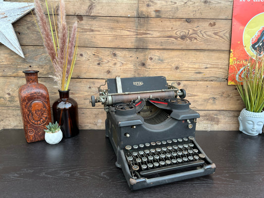 Vintage 1930's Royal Portable Typewriter Retro Home Decor Display