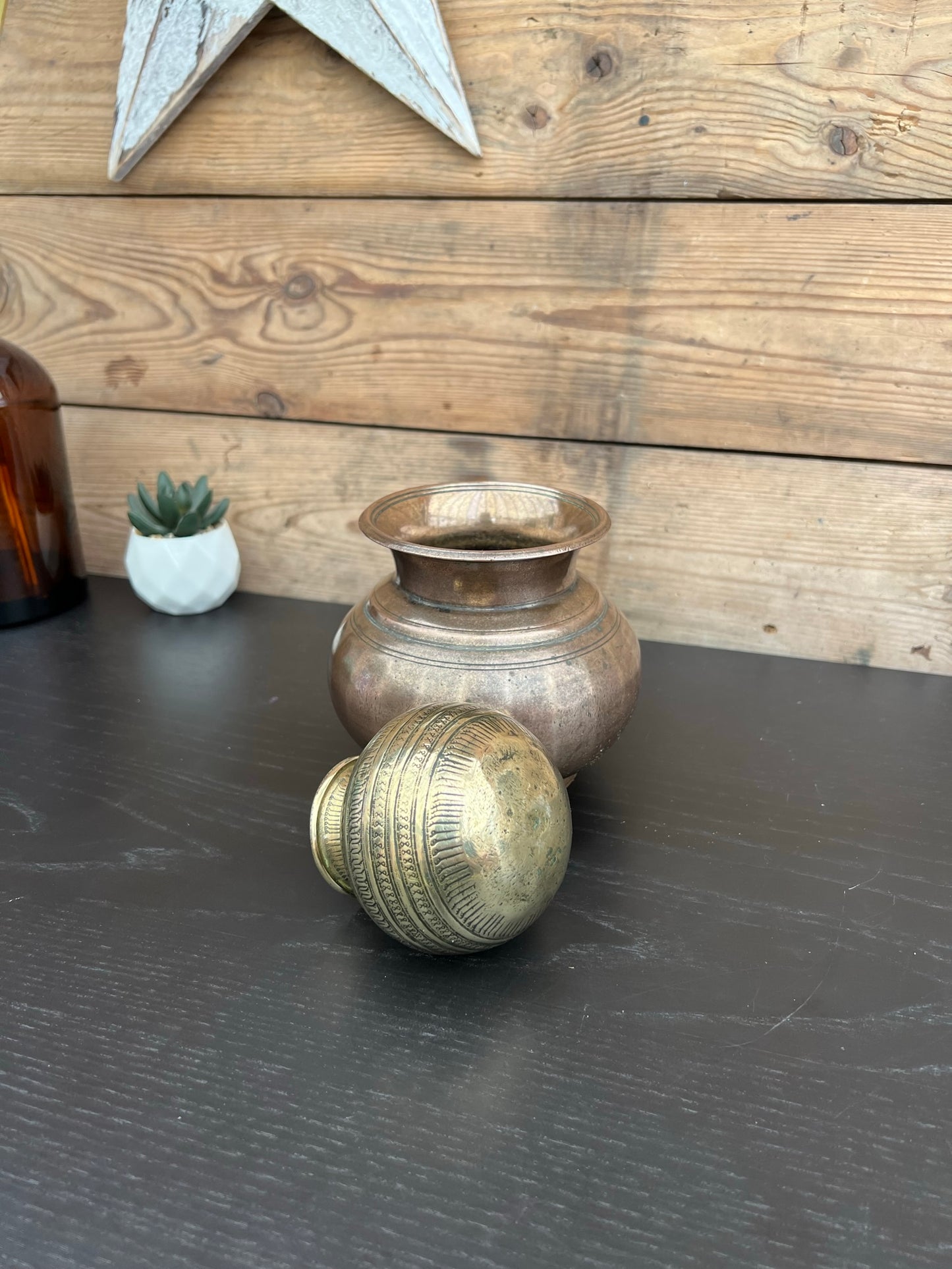 2x Vintage Brass & Copper Sphere Pot Decorative Ornament Plant Pot Bowl