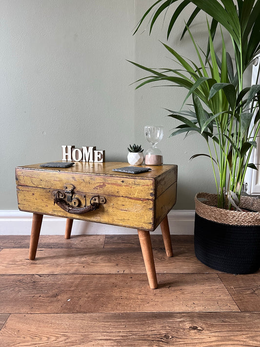 Vintage Industrial Carpenters Tool Chest Storage Coffee Table Reclaimed Rustic