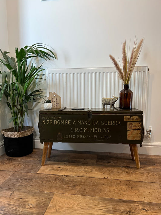 Vintage Wooden Ammo Box Side Table 1986 Rustic Storage Chest Industrial Trunk Home Coffee Table