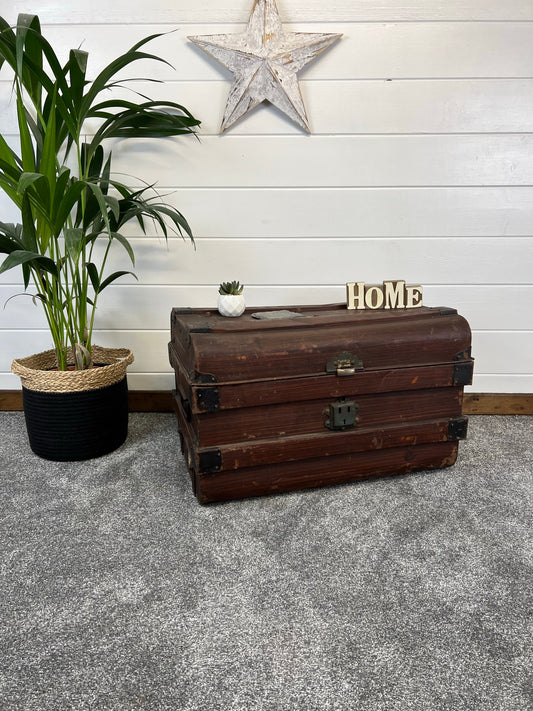 Vintage Metal Brown Travel Trunk Rustic Coffee Side Table Original Storage Steamer Chest