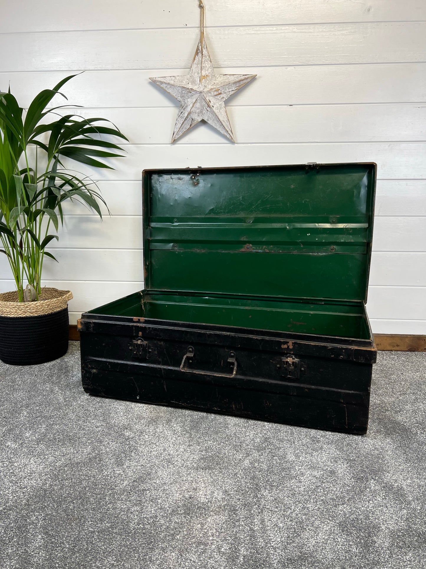 Vintage Metal Large Storage Trunk Rustic Black Coffee Side Table Original Toy Tool Chest