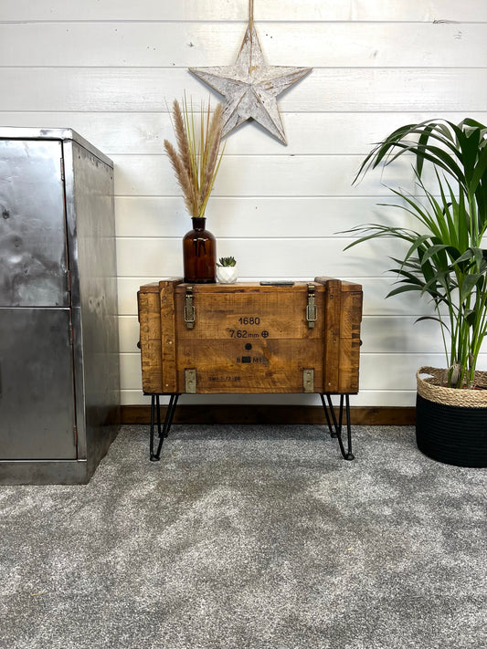 Wooden Ammo Box Coffee Table Vintage 1986 Rustic Storage Toy Chest Industrial Trunk