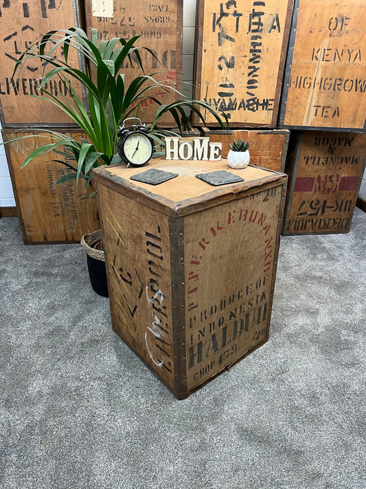 Vintage Wooden Tea Crate Chest Trunk Storage Box Bedside Table Coffee Table Vintage Coffee Shop Display