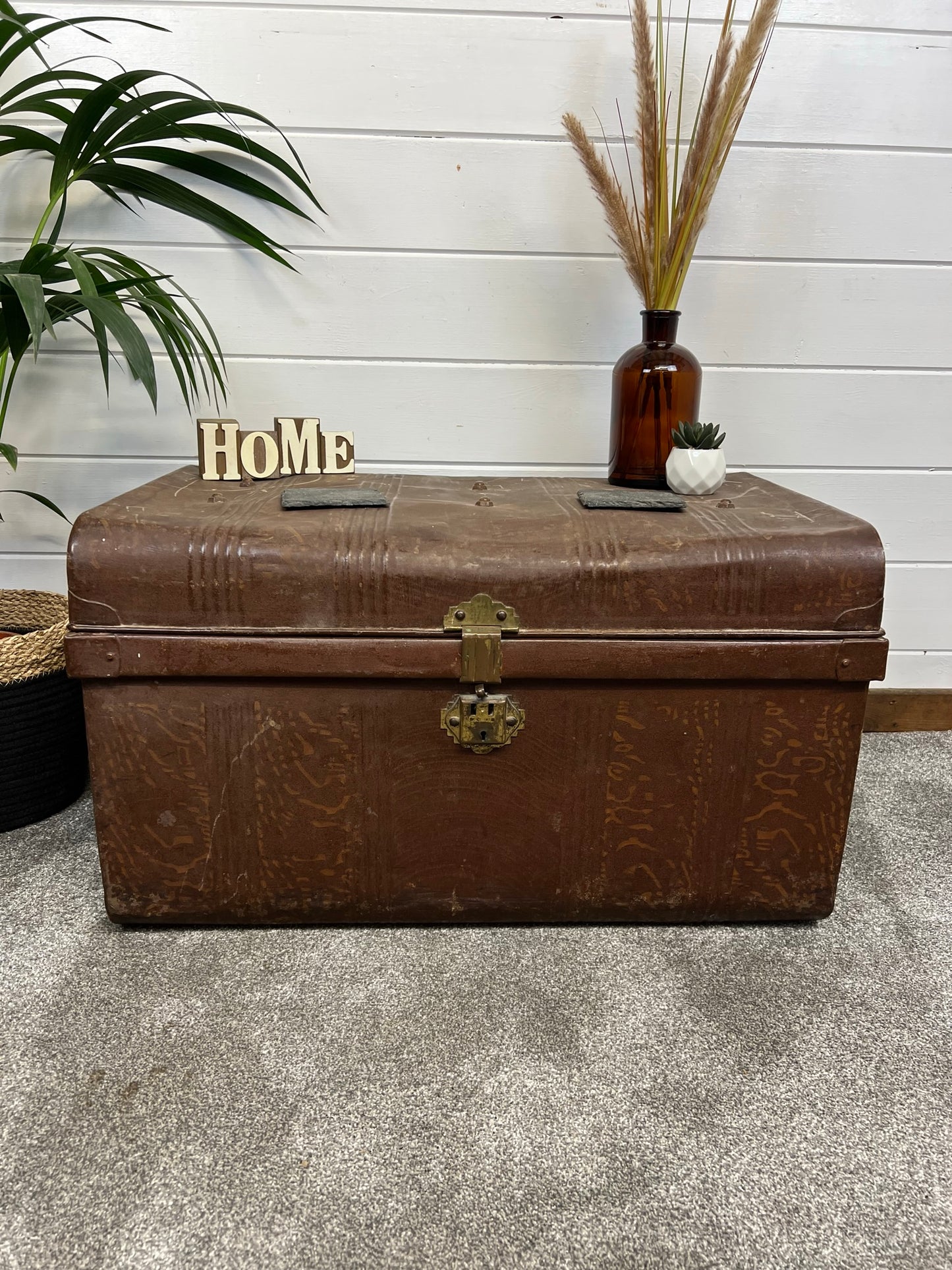 Vintage Metal Travel Chest Trunk Rustic Home Coffee Table Blanket Storage Box
