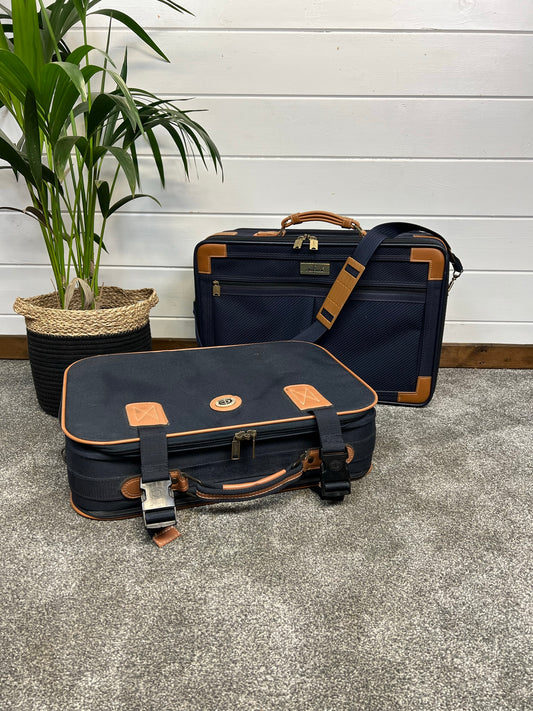 Pair of Travel Suitcase x2 Retro Travel Trunk Décor Display