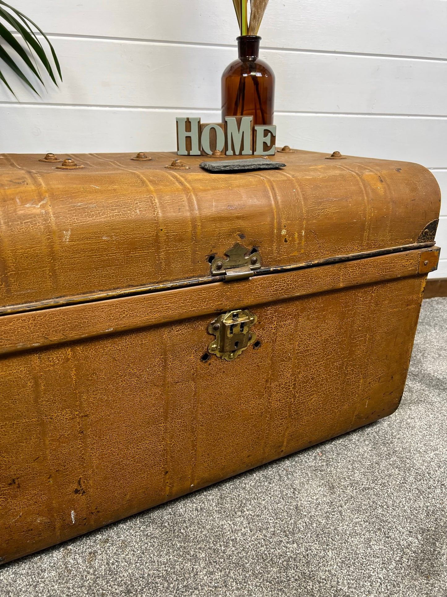 Vintage Metal Travel Chest Large Trunk Rustic Home Coffee Table Blanket Storage Box